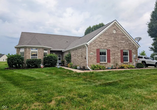 Photo 3 of Single family home for sale at 10762 Crane Dr, Indianapolis, IN 46231 | MLS# 22123555 | Listing updated on 2026-09-15