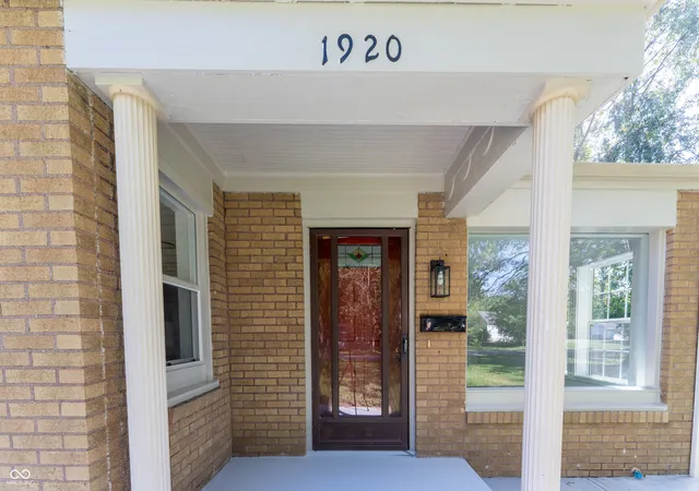Photo 3 of Single family home for sale at 1920 Euclid Dr, Anderson, IN 46011 | MLS# 22123579 | Listing updated on 2026-09-10