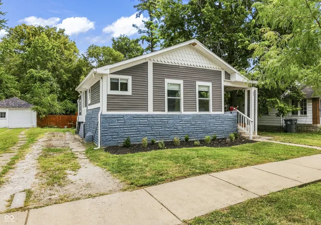 Photo 3 of Single family home for sale at 37 N Riley Ave, Indianapolis, IN 46201 | MLS# 22123601 | Listing updated on 2026-10-06
