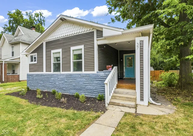 Photo 4 of Single family home for sale at 37 N Riley Ave, Indianapolis, IN 46201 | MLS# 22123601 | Listing updated on 2026-10-06