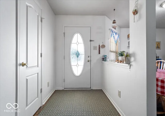 Photo 3 of Single family home for sale at 901 Runnymede Dr, Greenfield, IN 46140 | MLS# 22123650 | Listing updated on 2026-09-19