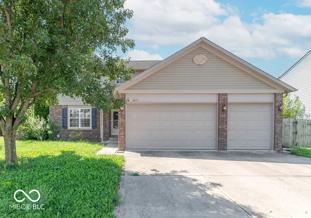 Photo 1 of Sale Pending at 6413 E Pemboke Ct, Camby, IN 46113 | MLS# 22123697 | Listing updated on 2026-09-15