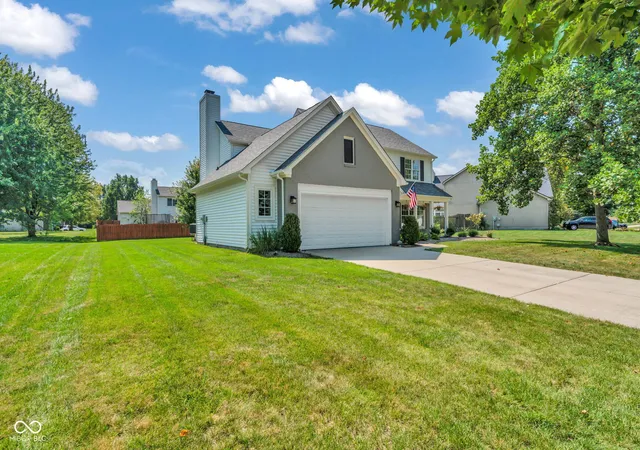Photo 2 of Single family home for sale at 15068 Windsor Ln, Noblesville, IN 46060 | MLS# 22123739 | Listing updated on 2026-09-30