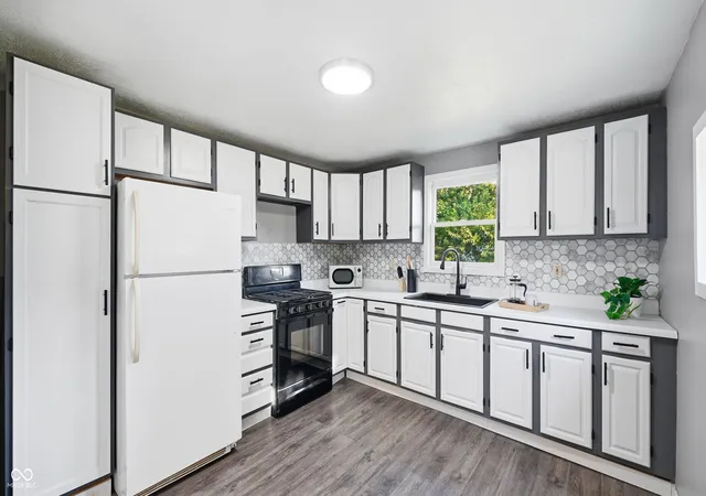 Photo 3 of Single family home for sale at 427 N 20th Street, New Castle, IN 47362 | MLS# 22123761 | Listing updated on 2026-09-17