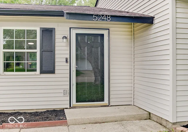 Photo 1 of Single family home for sale at 5428 Yucatan Dr, Indianapolis, IN 46237 | MLS# 22123813 | Listing updated on 2026-10-27