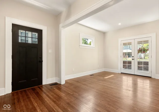 Photo 4 of Single family home for sale at 4353 Carrollton Ave, Indianapolis, IN 46205 | MLS# 22123834 | Listing updated on 2026-10-07