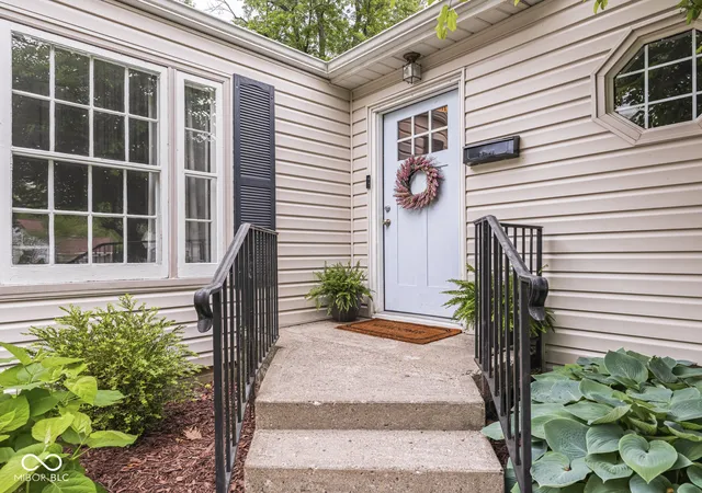 Photo 3 of Sale Pending at 5367 Graceland Ave, Indianapolis, IN 46208 | MLS# 22123837 | Listing updated on 2026-09-21