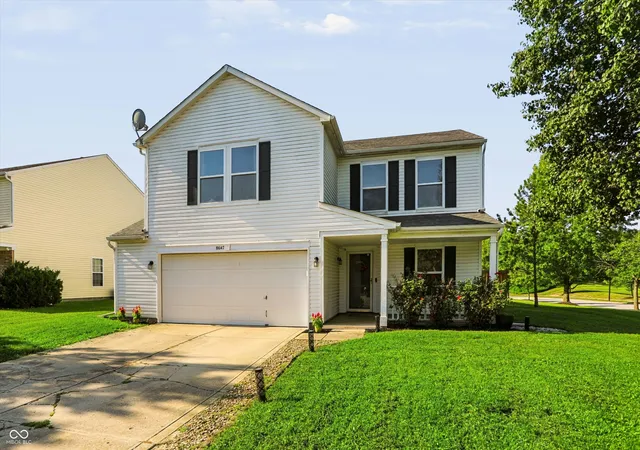 Photo 2 of Single family home for sale at 8647 Blooming Grv Dr, Camby, IN 46113 | MLS# 22123863 | Listing updated on 2026-09-11