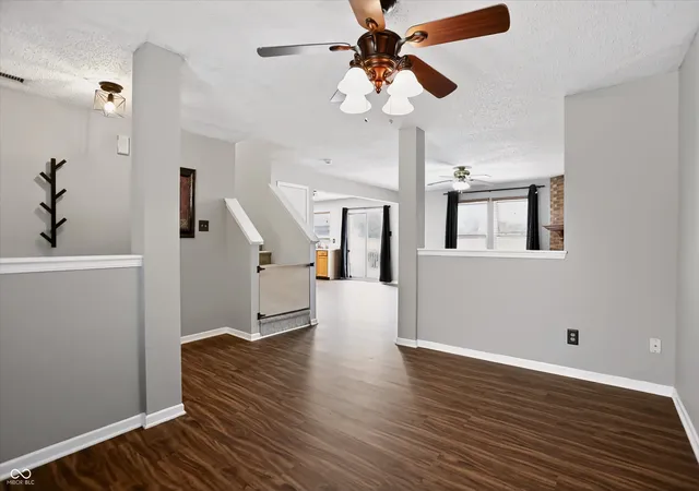 Photo 4 of Single family home for sale at 8647 Blooming Grv Dr, Camby, IN 46113 | MLS# 22123863 | Listing updated on 2026-10-29