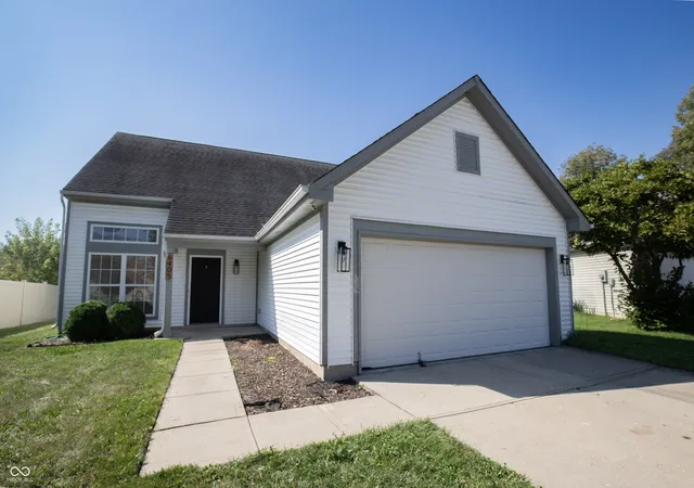 Photo 2 of Single family home for sale at 6405 Pathfinder Ct, Indianapolis, IN 46203 | MLS# 22123886 | Listing updated on 2026-09-10