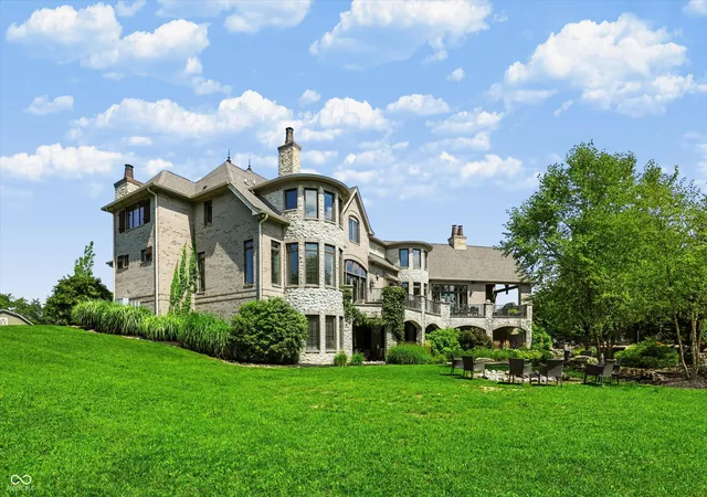 Photo 4 of Sale Pending at 12411 Hoover Rd, Carmel, IN 46032 | MLS# 22123971 | Listing updated on 2026-09-21