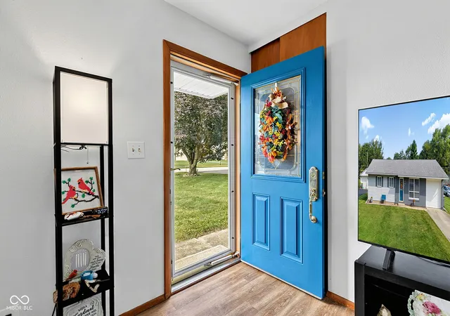 Photo 3 of Sale Pending at 422 Park Rd, Tipton, IN 46072 | MLS# 22123983 | Listing updated on 2026-09-14