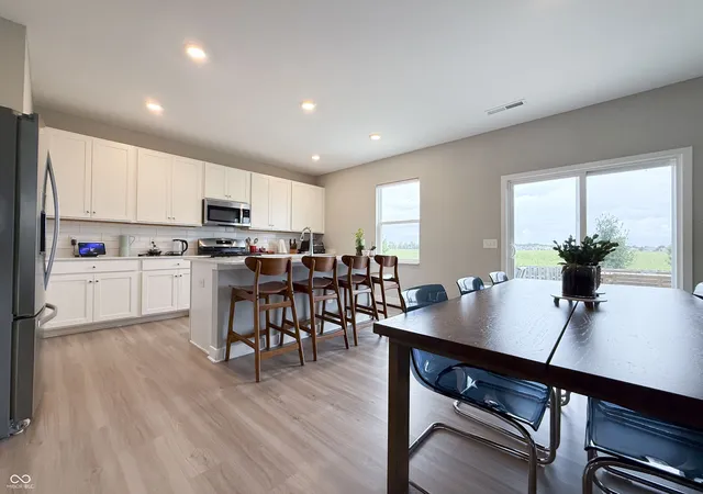 Photo 3 of Single family home for sale at 8648 Laurelton Pl, Brownsburg, IN 46112 | MLS# 22123987 | Listing updated on 2026-09-11