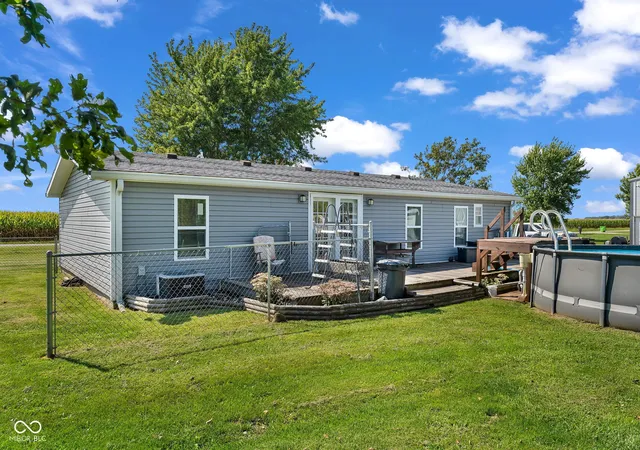 Photo 2 of Sale Pending at 4750 N Old State Rd 55, Crawfordsville, IN 47933 | MLS# 22124020 | Listing updated on 2026-09-10