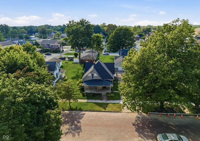 Photo 3 of Single family home for sale at 206 S Broadway St, Pendleton, IN 46064 | MLS# 22124036 | Listing updated on 2026-09-15