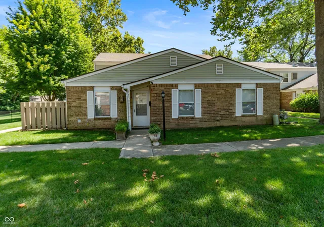 Condo for sale at 8283 Hewlet Dr #F, Indianapolis, IN 46268 | MLS# 22124066