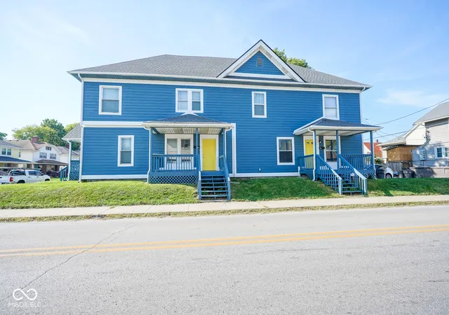 Photo 1 of Sale Pending at 2962 N Delaware St, Indianapolis, IN 46205 | MLS# 22124127 | Listing updated on 2026-09-14