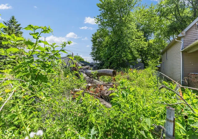 Photo 3 of Sale Pending at 317 Harlan St, Indianapolis, IN 46201 | MLS# 22124155 | Listing updated on 2026-09-12