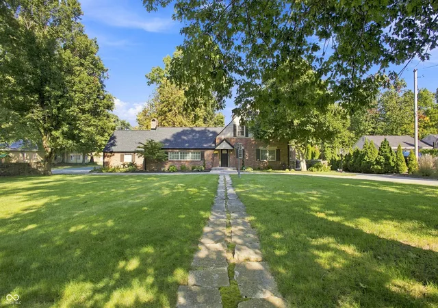 Photo 1 of Single family home for sale at 801 Eastwood Dr, Frankfort, IN 46041 | MLS# 22124161 | Listing updated on 2026-09-11
