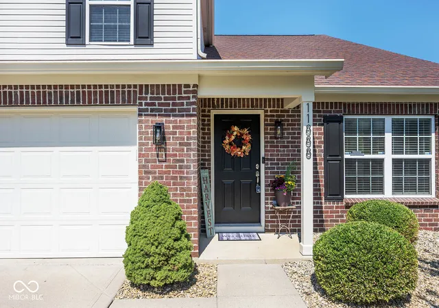 Photo 2 of Single family home for sale at 11888 Geyser Ct, Fishers, IN 46038 | MLS# 22124185 | Listing updated on 2026-09-14