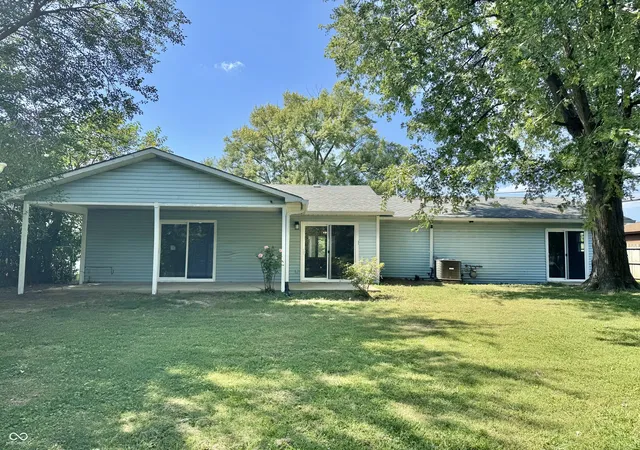 Photo 1 of Single family home for sale at 939 Sawmill Rd, Whiteland, IN 46184 | MLS# 22124252 | Listing updated on 2026-09-11