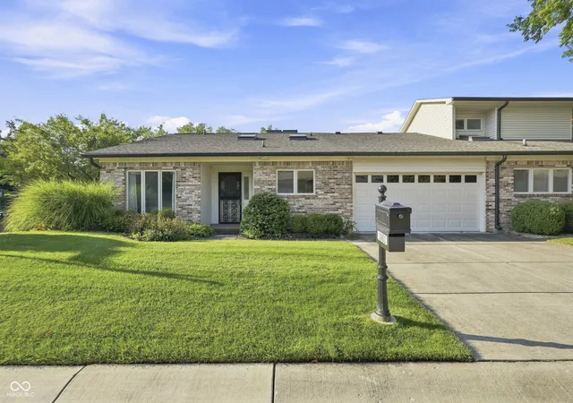 Photo 1 of Sale Pending at 1051 Andalusia Grv, Indianapolis, IN 46260 | MLS# 22124258 | Listing updated on 2026-10-01