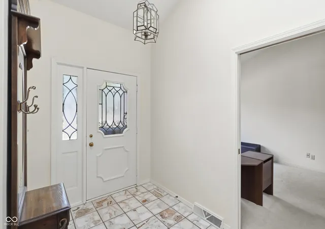 Photo 4 of Sale Pending at 1051 Andalusia Grv, Indianapolis, IN 46260 | MLS# 22124258 | Listing updated on 2026-10-01