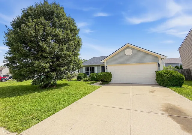 Photo 4 of Single family home for sale at 11249 N Sashing Way, Monrovia, IN 46157 | MLS# 22124266 | Listing updated on 2026-10-02