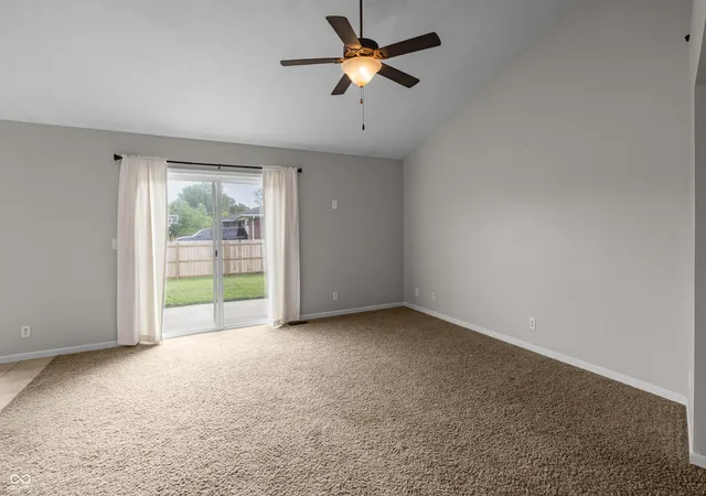 Photo 3 of Single family home for sale at 4623 Ashwood Dr, Seymour, IN 47274 | MLS# 22124310 | Listing updated on 2026-09-15