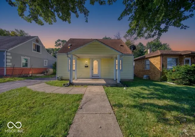 Photo 2 of Single family home for sale at 4565 Brookville Rd, Indianapolis, IN 46201 | MLS# 22124326 | Listing updated on 2026-09-21