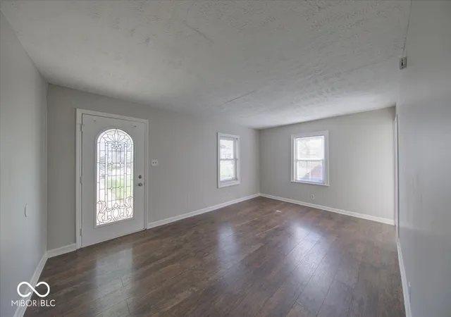 Photo 4 of Single family home for sale at 4565 Brookville Rd, Indianapolis, IN 46201 | MLS# 22124326 | Listing updated on 2026-10-08