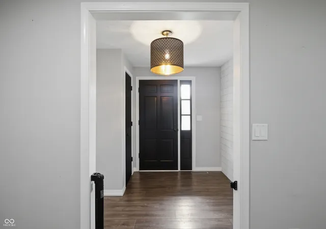 Photo 4 of Single family home for sale at 13300 W 525 South, Columbus, IN 47201 | MLS# 22124370 | Listing updated on 2026-09-10