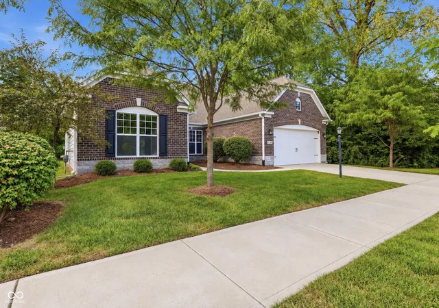 Photo 3 of Single family home for sale at 10106 Solace Ln, Carmel, IN 46280 | MLS# 22124430 | Listing updated on 2026-09-14