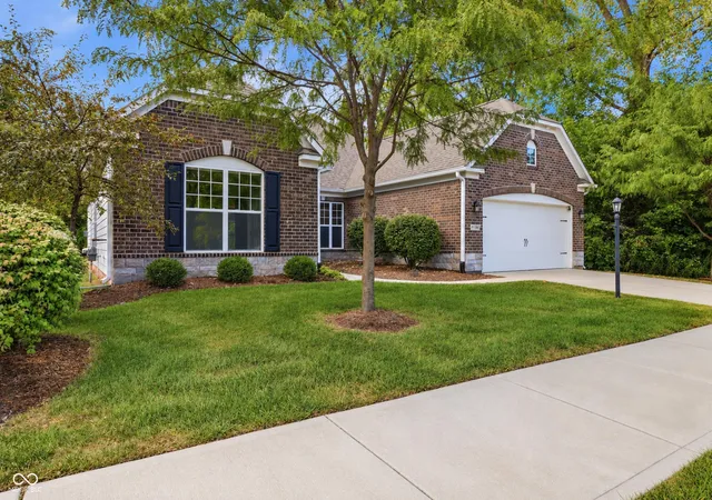 Photo 4 of Single family home for sale at 10106 Solace Ln, Carmel, IN 46280 | MLS# 22124430 | Listing updated on 2026-09-14