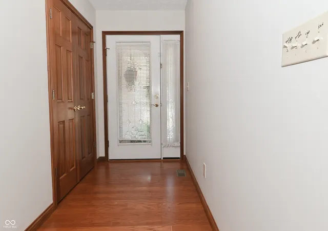 Photo 2 of Sale Pending at 409 Savannah Dr, Greenwood, IN 46142 | MLS# 22124439 | Listing updated on 2026-09-14