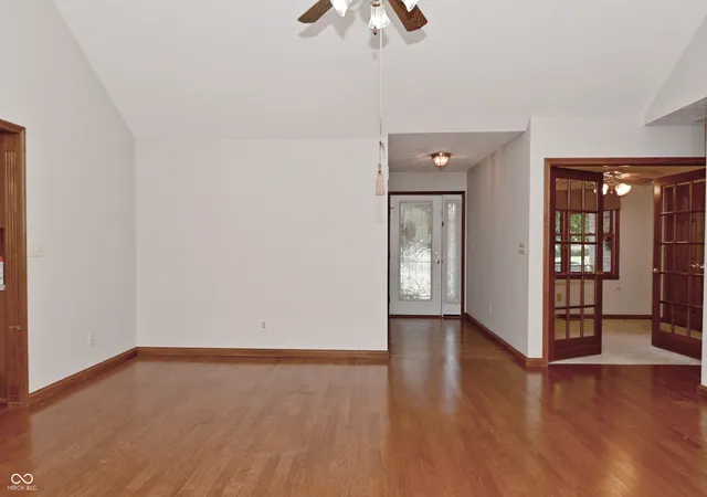 Photo 3 of Sale Pending at 409 Savannah Dr, Greenwood, IN 46142 | MLS# 22124439 | Listing updated on 2026-09-14