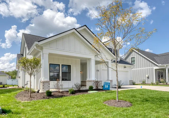Photo 2 of Single family home for sale at 16170 Canterwood Ct, Westfield, IN 46074 | MLS# 22124532 | Listing updated on 2026-09-28