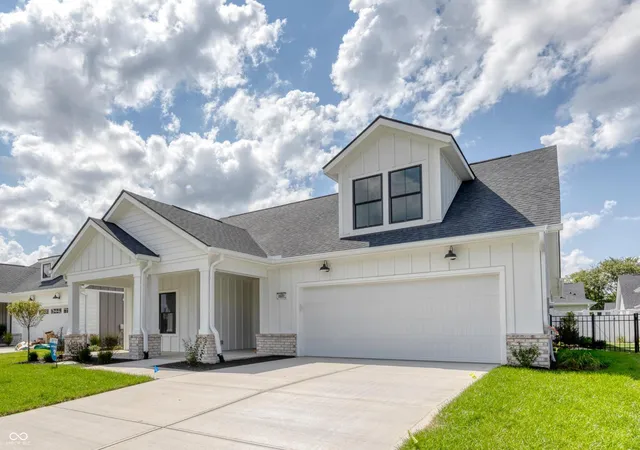 Photo 3 of Single family home for sale at 16170 Canterwood Ct, Westfield, IN 46074 | MLS# 22124532 | Listing updated on 2026-09-28