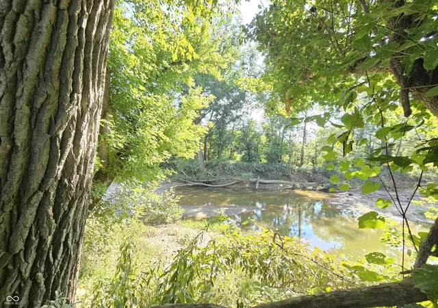 Photo 4 of Single family home for sale at 9099 Pipe Crk Rd, Metamora, IN 47030 | MLS# 22124554 | Listing updated on 2026-09-14