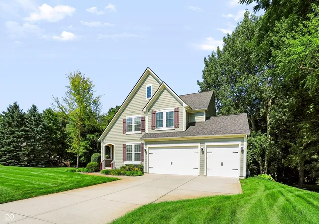Photo 3 of Sale Pending at 9002 Deer Crk Rd, Greentown, IN 46936 | MLS# 22124654 | Listing updated on 2026-09-28
