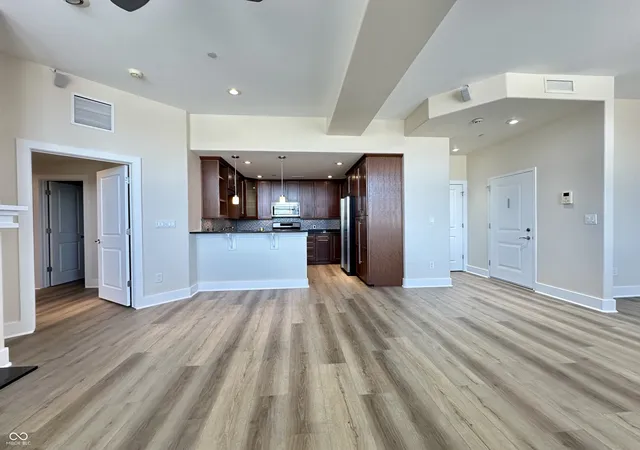 Photo 3 of Condo for sale at 2105 N Meridian St #202, Indianapolis, IN 46202 | MLS# 22124655 | Listing updated on 2026-09-10