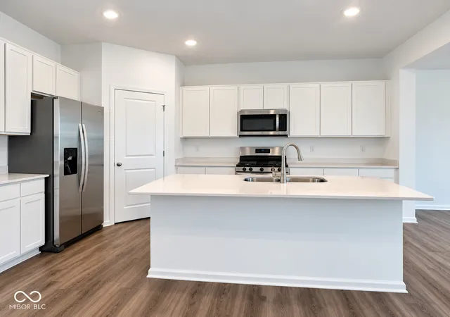 Photo 3 of Single family home for sale at 5139 Cartland Dr, Indianapolis, IN 46239 | MLS# 22124673 | Listing updated on 2026-09-10