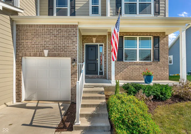 Photo 3 of Single family home for sale at 6889 Bryant Pl, Plainfield, IN 46168 | MLS# 22124682 | Listing updated on 2026-09-21