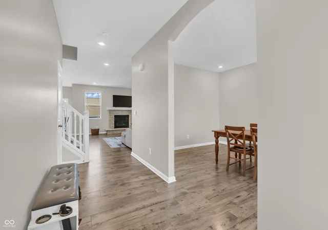 Photo 4 of Single family home for sale at 6889 Bryant Pl, Plainfield, IN 46168 | MLS# 22124682 | Listing updated on 2026-09-21