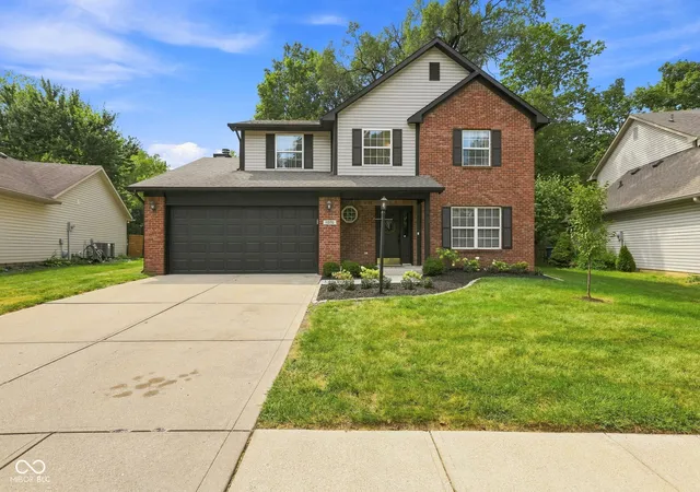 Photo 1 of Single family home for sale at 11370 Wilderness Trl, Fishers, IN 46038 | MLS# 22124718 | Listing updated on 2026-10-07