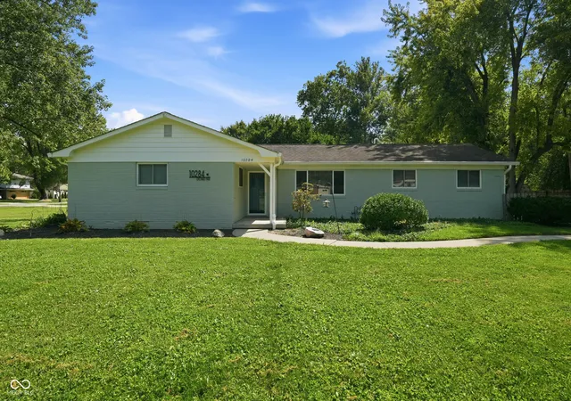 Photo 1 of Single family home for sale at 10284 Orchard Park Dr S, Carmel, IN 46280 | MLS# 22124721 | Listing updated on 2026-09-10