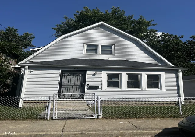 Photo 1 of Single family home for sale at 1433 Charles St, Indianapolis, IN 46225 | MLS# 22124727 | Listing updated on 2026-10-08