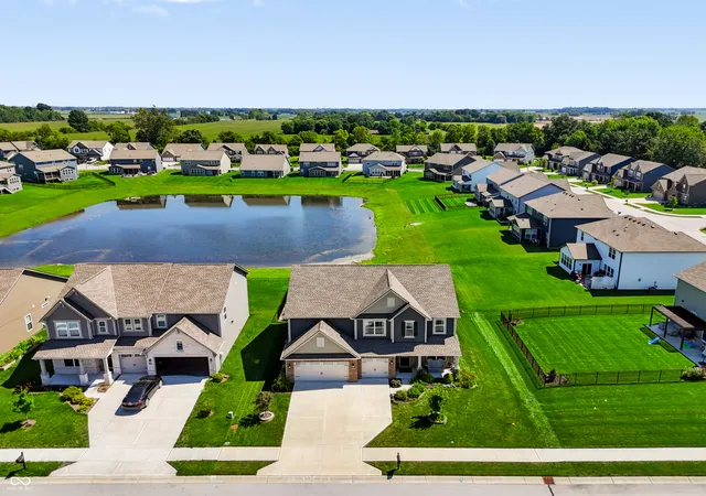 Photo 3 of Single family home for sale at 4225 Blackford Rd, Bargersville, IN 46106 | MLS# 22124781 | Listing updated on 2026-09-14