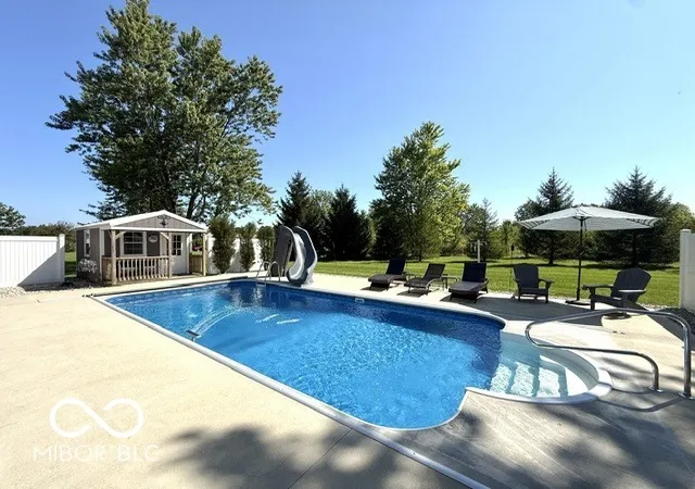 Photo 3 of Single family home for sale at 303 Mattie Harris Rd, Centerville, IN 47330 | MLS# 22124787 | Listing updated on 2026-10-27