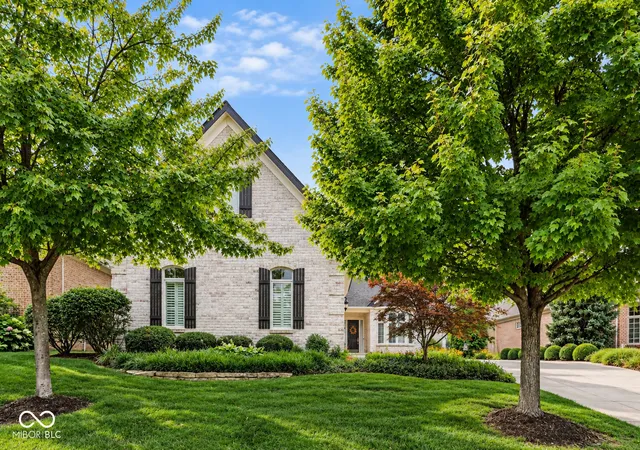 Photo 2 of Sale Pending at 15532 Long Cvs Blvd, Carmel, IN 46033 | MLS# 22124812 | Listing updated on 2026-09-14